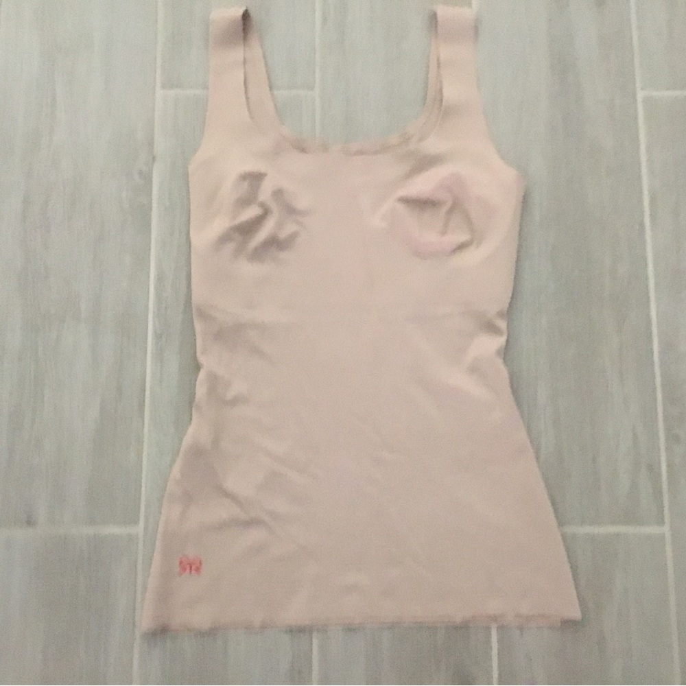 Ruby Ribbon Light Nude Seamless Tank